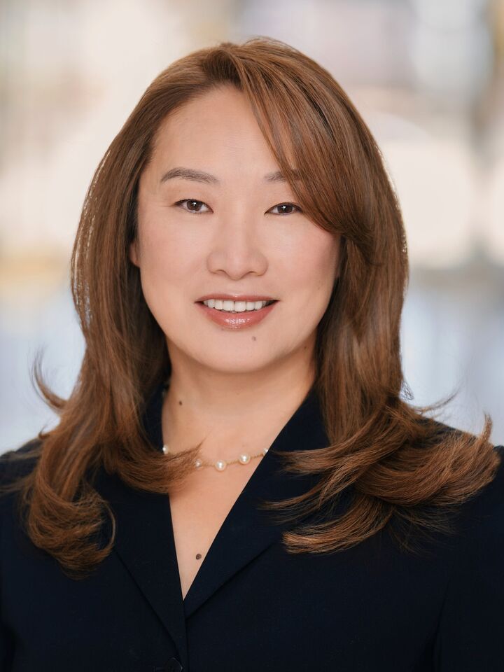 Suvda Villarroel Headshot